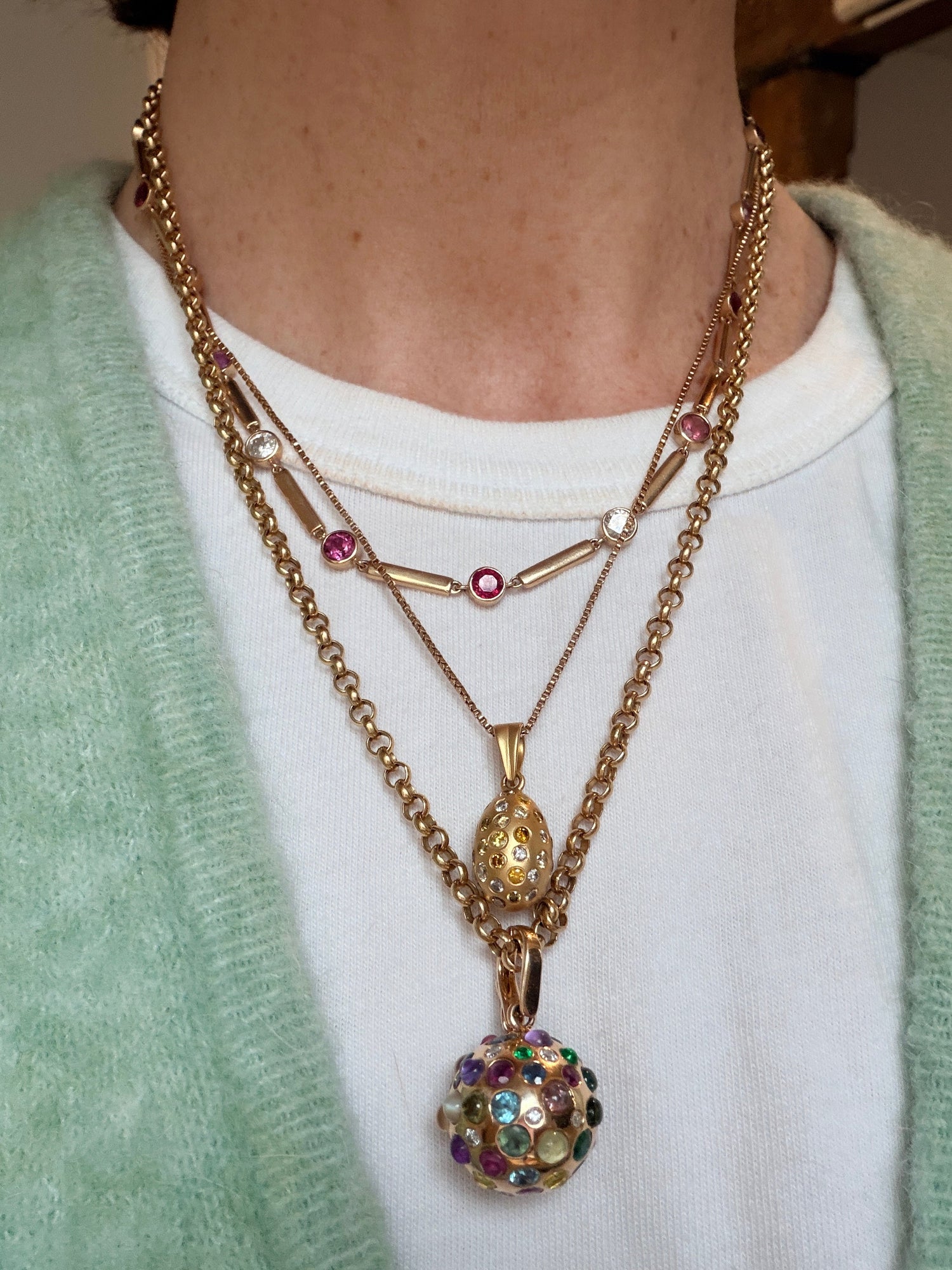Necklaces & Pendants